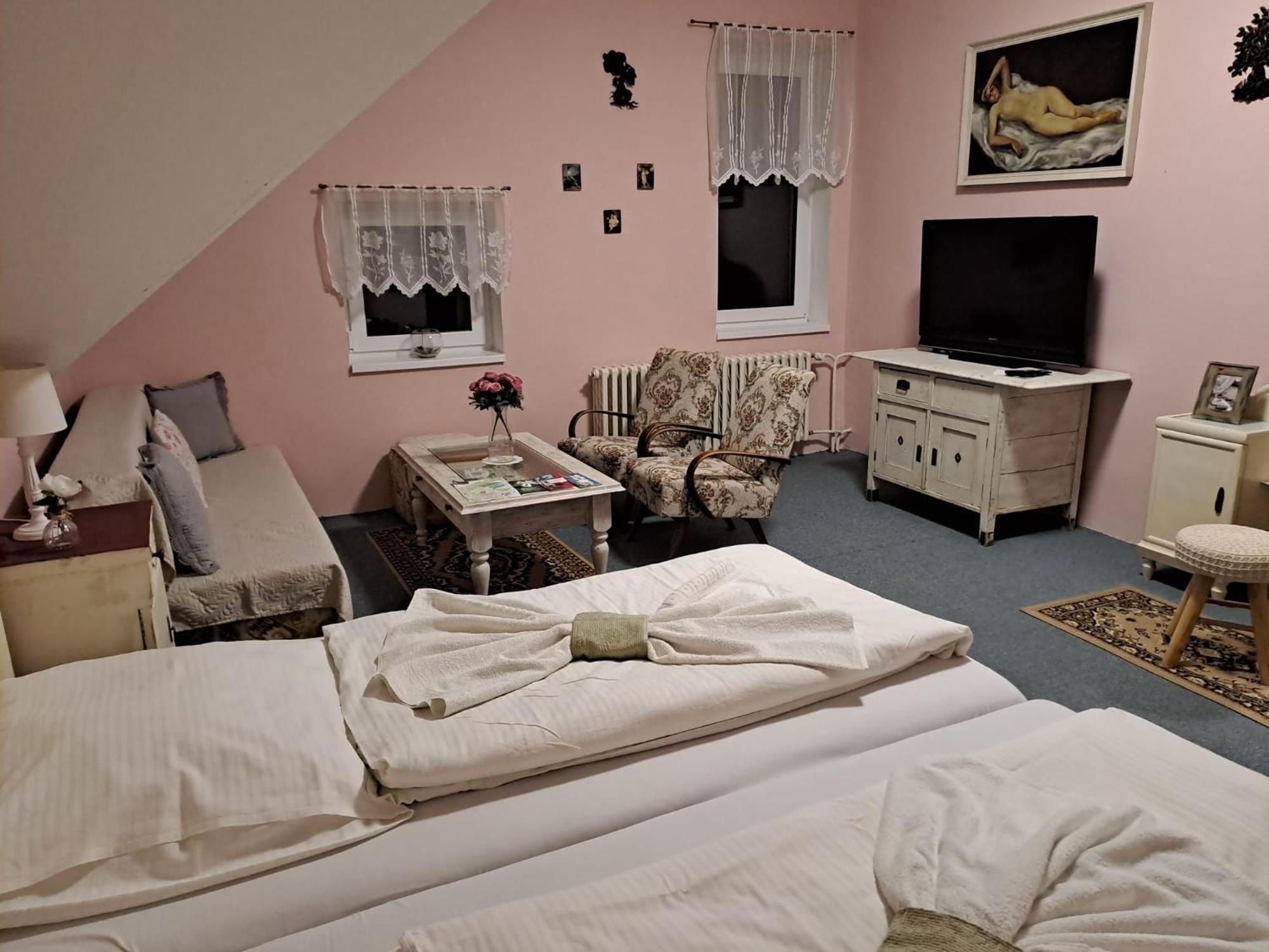 Hotel Kamenny Vrch ホムトフ 部屋 写真